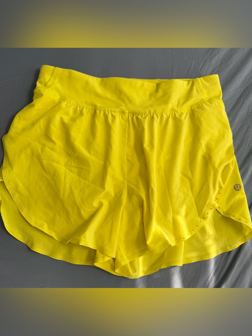 Lululemon Fast Free high rise electrical lemon nwot 6